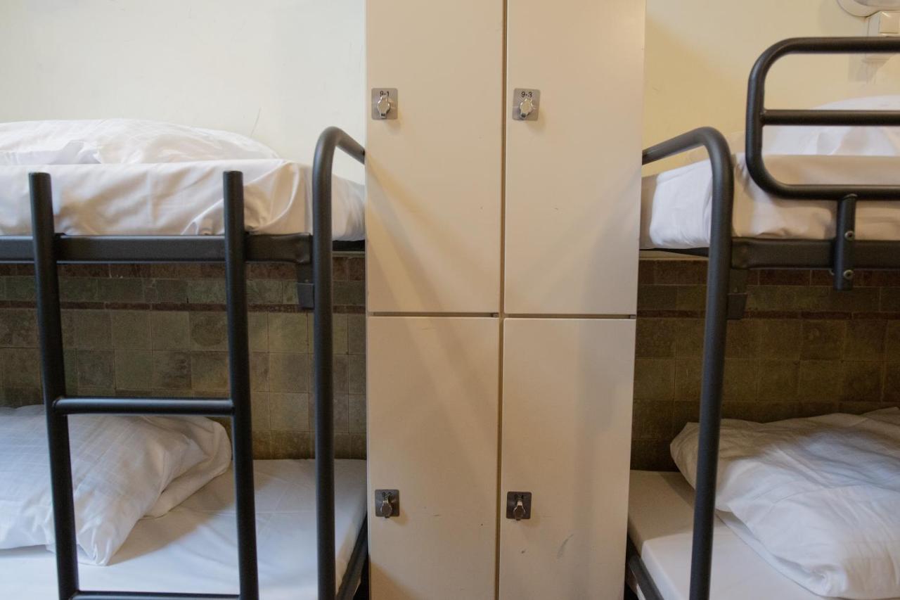 Shelter City Christian Hostel Amsterdam Dış mekan fotoğraf